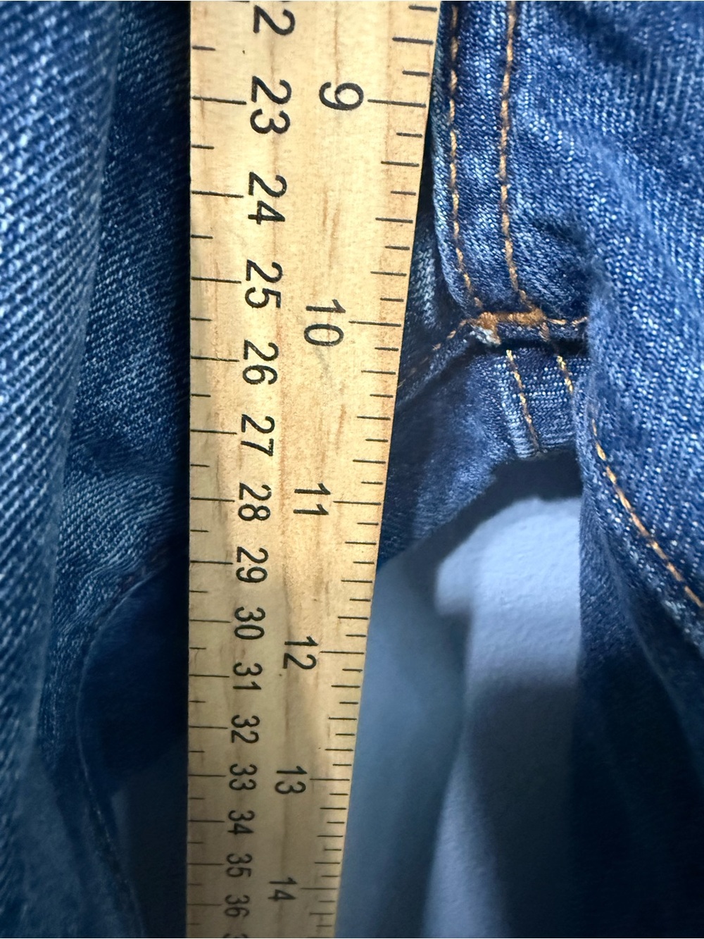 Abercrombie & Fitch Mens Classic Straight Medium Wash Jeans 30x32 NWT - Picture 6 of 12